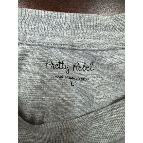 Pretty Rebel Cropped Grey Rose Graphic Tee Size Large - Picture 3 of 6